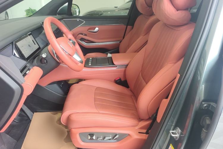 Used BYD Tang L 2025 DM 175KM Drone Player Edition Left Front Seat