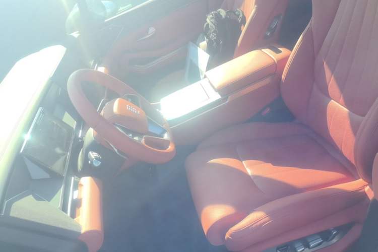Used BYD Tang L 2025 DM 175KM Drone Player Edition Left Front Seat