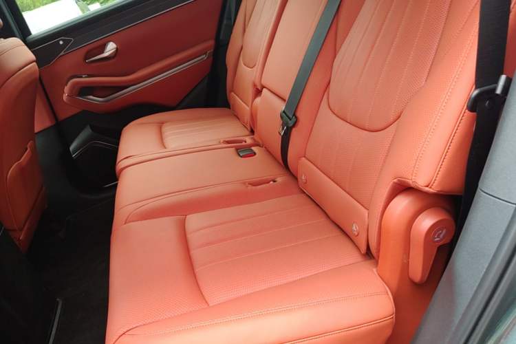 Used BYD Tang L 2025 DM 175KM Drone Player Edition Left Rear Seat