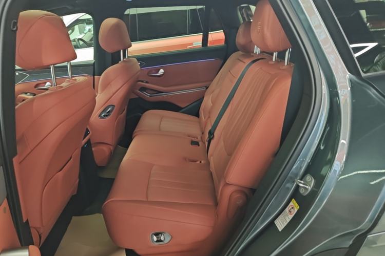 Used BYD Tang L 2025 DM 175KM Drone Player Edition Left Rear Seat