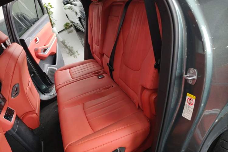 Used BYD Tang L 2025 DM 175KM Drone Player Edition Left Rear Seat