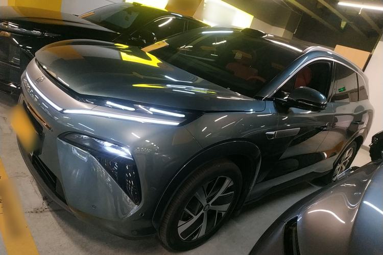 Used BYD Tang L 2025 DM 200KM Four-Wheel Drive LiDAR Flagship Model Left Side