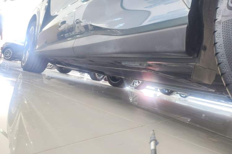 Used BYD Tang L 2025 DM 175KM Drone Player Edition Left Side Sill