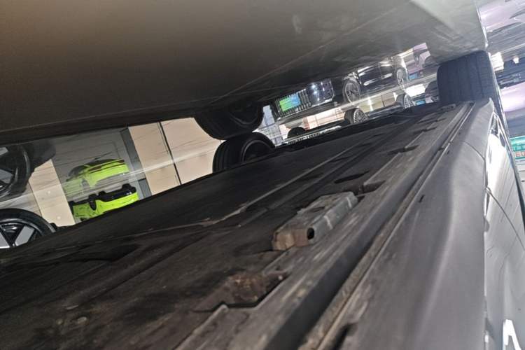 Used BYD Tang L 2025 DM 175KM Drone Player Edition Left Side Sill