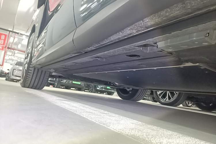 Used BYD Tang L 2025 DM 175KM Drone Player Edition Left Side Sill