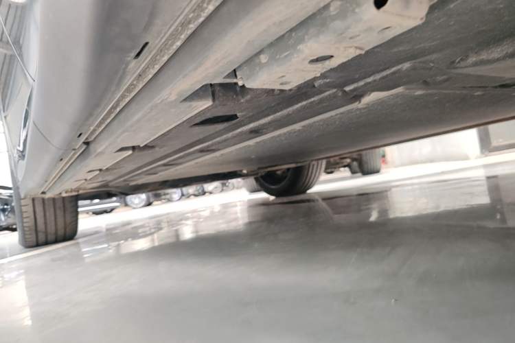 Used BYD Tang L 2025 DM 175KM Drone Player Edition Left Side Sill