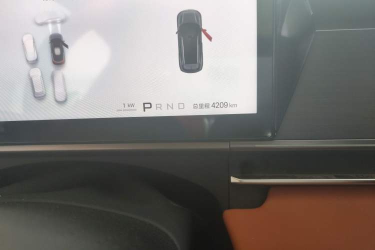 Used BYD Tang L 2025 DM 175KM Drone Player Edition Odometer Close Up