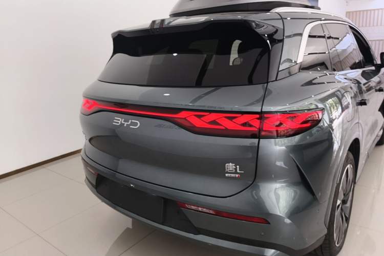 Used BYD Tang L 2025 DM 175KM Drone Player Edition Rear