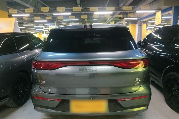 Used BYD Tang L 2025 DM 200KM Four-Wheel Drive LiDAR Flagship Model Rear