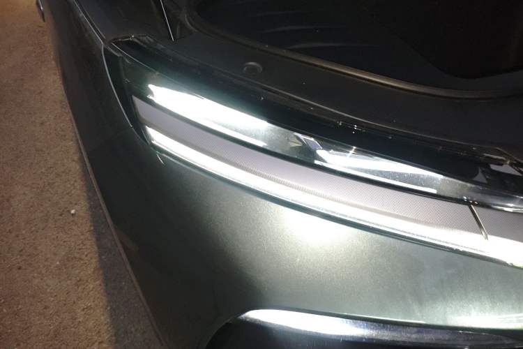 Used BYD Tang L 2025 EV 670KM LiDAR Flagship Version Right Front Headlight