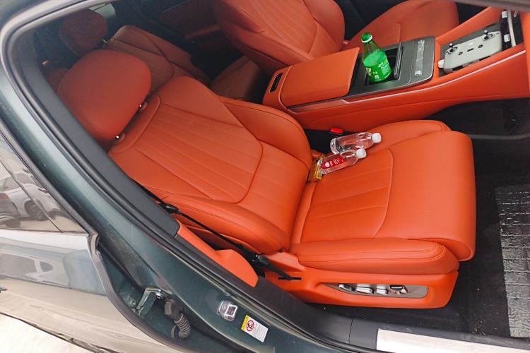 Used BYD Tang L 2025 DM 175KM Drone Player Edition Right Front Seat