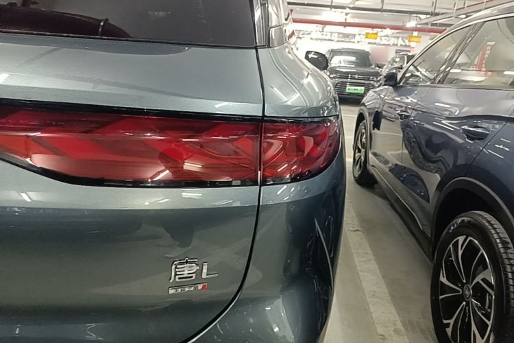 Used BYD Tang L 2025 DM 175KM Drone Player Edition Right Rear Taillight
