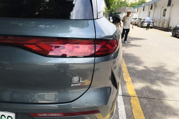 Used BYD Tang L 2025 DM 175KM Drone Player Edition Right Rear Taillight