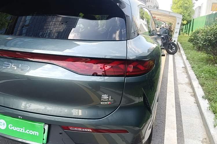 Used BYD Tang L 2025 DM 175KM Drone Player Edition Right Rear Taillight