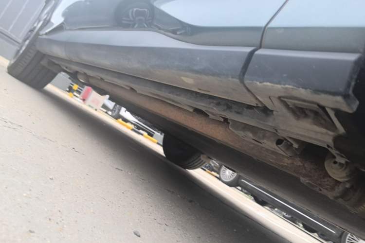 Used BYD Tang L 2025 DM 175KM Drone Player Edition Right Side Sill