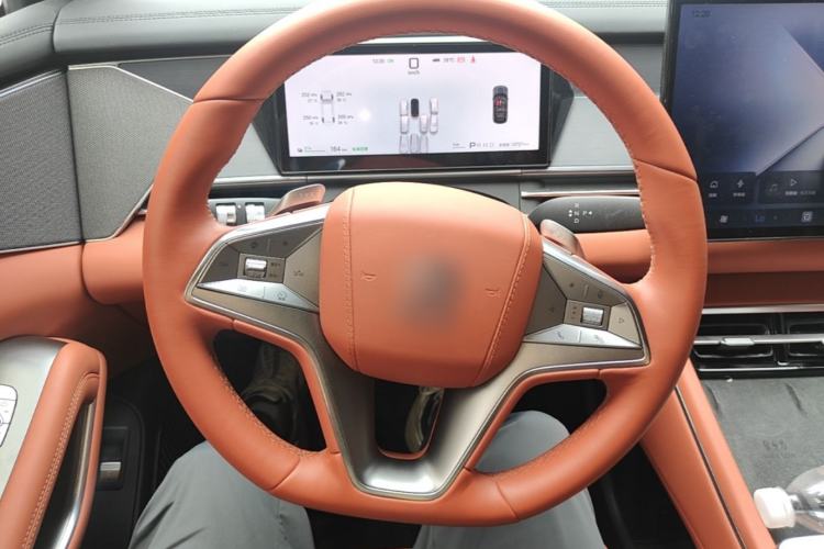 Used BYD Tang L 2025 EV 600KM All-Wheel-Drive LiDAR Flagship Model Steering Wheel