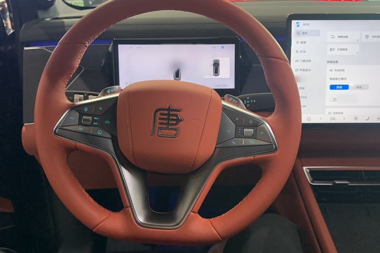 Used BYD Tang L 2025 DM 175KM Drone Player Edition Steering Wheel