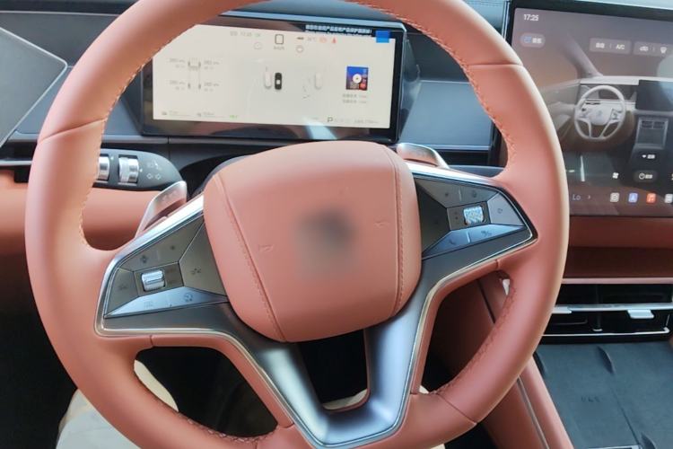 Used BYD Tang L 2025 DM 175KM Drone Player Edition Steering Wheel