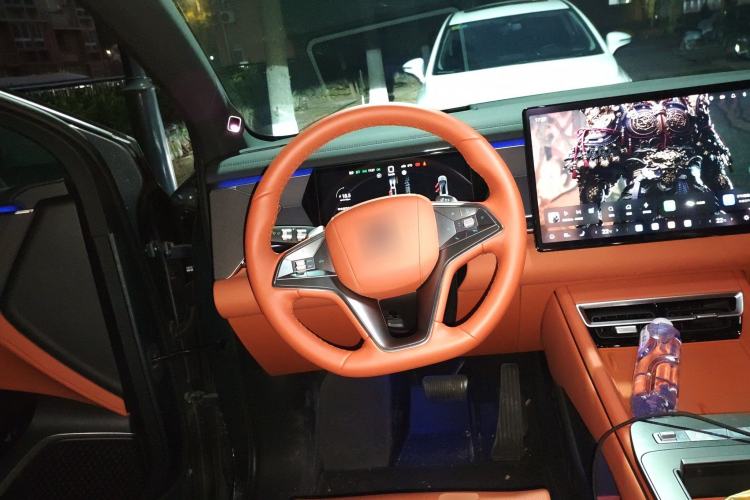 Used BYD Tang L 2025 EV 670KM LiDAR Flagship Version Steering Wheel