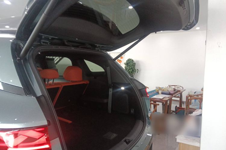 Used BYD Tang L 2025 DM 175KM Drone Player Edition Trunk