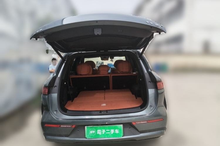 Used BYD Tang L 2025 DM 200KM Four-Wheel Drive LiDAR Flagship Model Trunk