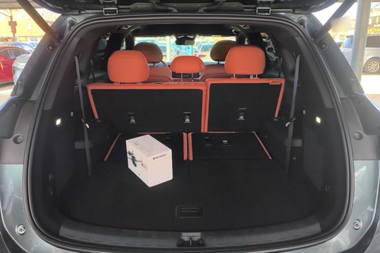 Used BYD Tang L 2025 DM 175KM Drone Player Edition Trunk