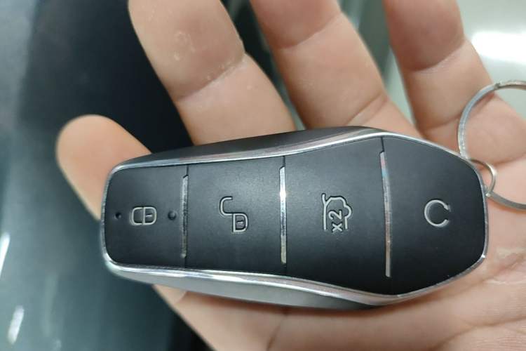 Used BYD Tang L 2025 DM 175KM Drone Player Edition Vehicle Key