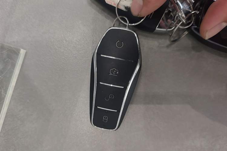 Used BYD Tang L 2025 DM 175KM Drone Player Edition Vehicle Key