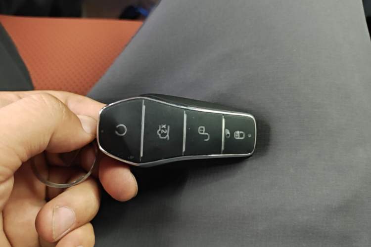 Used BYD Tang L 2025 DM 175KM Drone Player Edition Vehicle Key