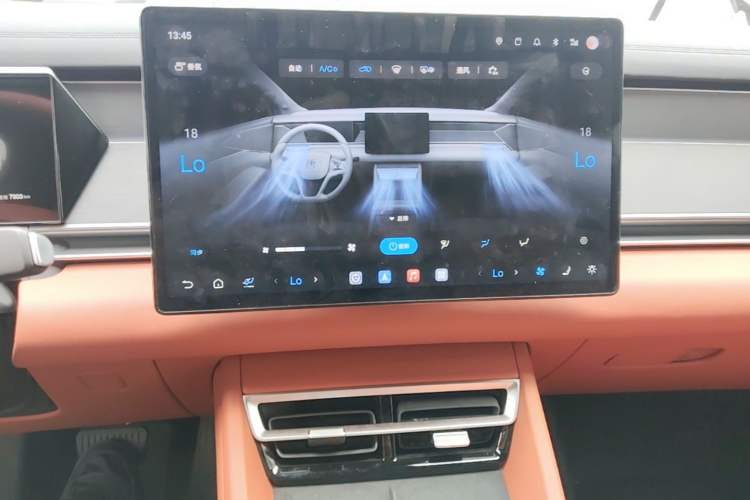 Used BYD Tang L 2025 EV 600KM All-Wheel-Drive LiDAR Flagship Model Audio And AC Panel