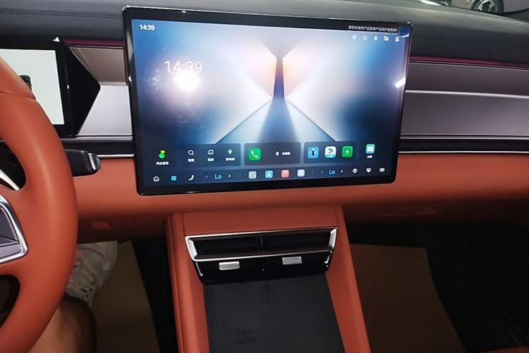 Used BYD Tang L 2025 DM 200KM Four-Wheel Drive LiDAR Flagship Model Audio And AC Panel
