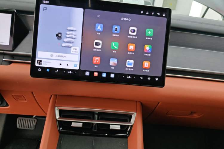 Used BYD Tang L 2025 DM 175KM Drone Player Edition Audio And AC Panel