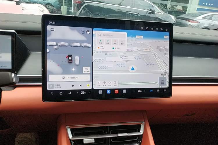 Used BYD Tang L 2025 DM 175KM Drone Player Edition Audio And AC Panel