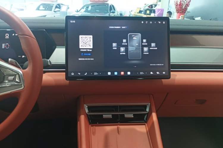 Used BYD Tang L 2025 EV with 670 km Range LiDAR and Premium Features Audio And AC Panel