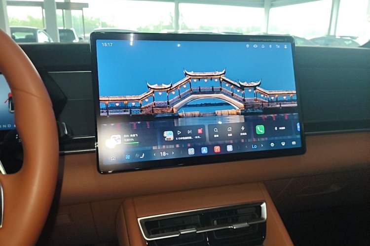 Used BYD Tang L 2025 DM 175KM Drone Player Edition Audio And AC Panel
