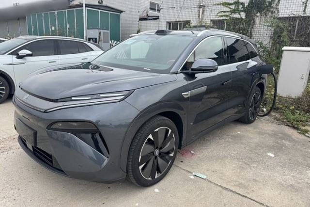 Ojetý BYD Tang L 2025 EV 600KM All-Wheel-Drive LiDAR Flagship Model