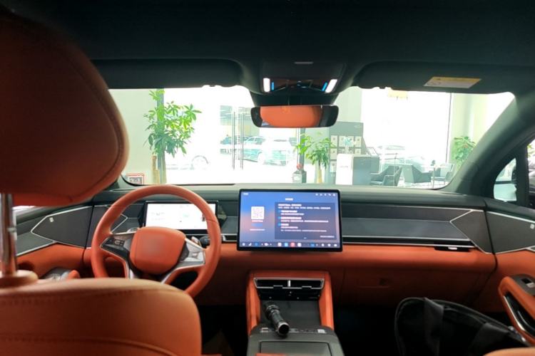 Used BYD Tang L 2025 EV 600KM All-Wheel-Drive LiDAR Flagship Model Center Console