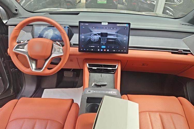 Used BYD Tang L 2025 DM 175KM Drone Player Edition Center Console