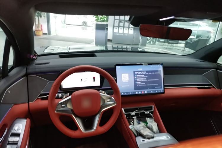 Used BYD Tang L 2025 EV 600KM All-Wheel-Drive LiDAR Flagship Model Center Console