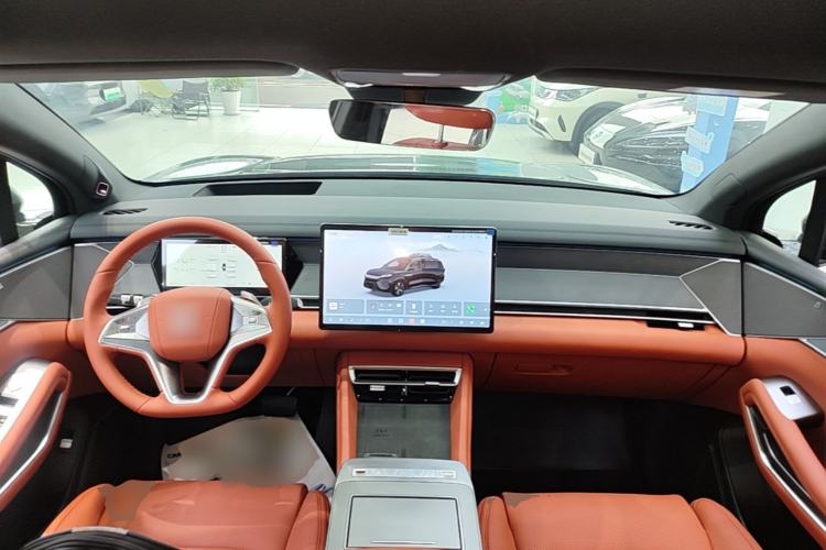 Used BYD Tang L 2025 DM 175KM Drone Player Edition Center Console
