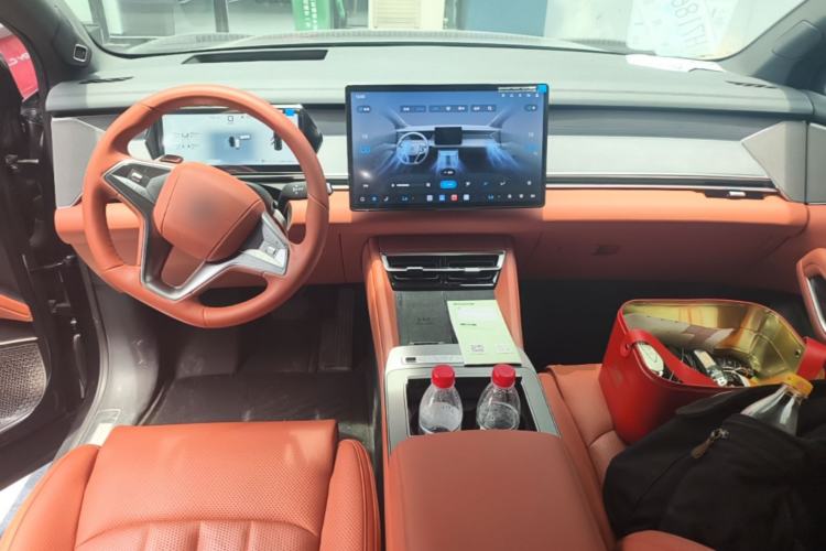 Used BYD Tang L 2025 EV 600KM All-Wheel-Drive LiDAR Flagship Model Center Console