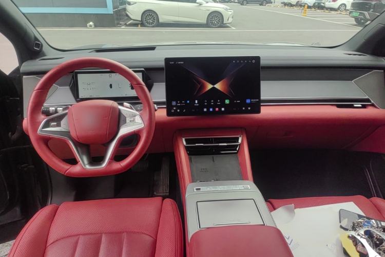Used BYD Tang L 2025 EV 600KM All-Wheel-Drive LiDAR Flagship Model Center Console