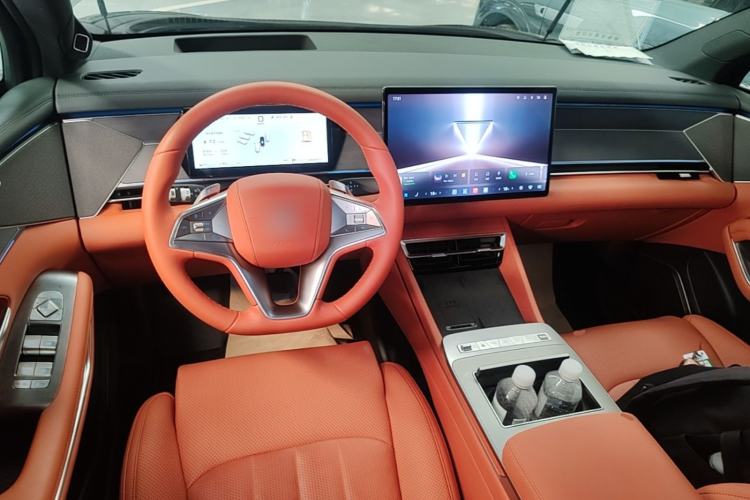 Used BYD Tang L 2025 DM 175KM Drone Player Edition Center Console