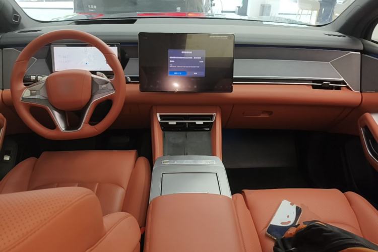 Used BYD Tang L 2025 EV 600KM All-Wheel-Drive LiDAR Flagship Model Center Console