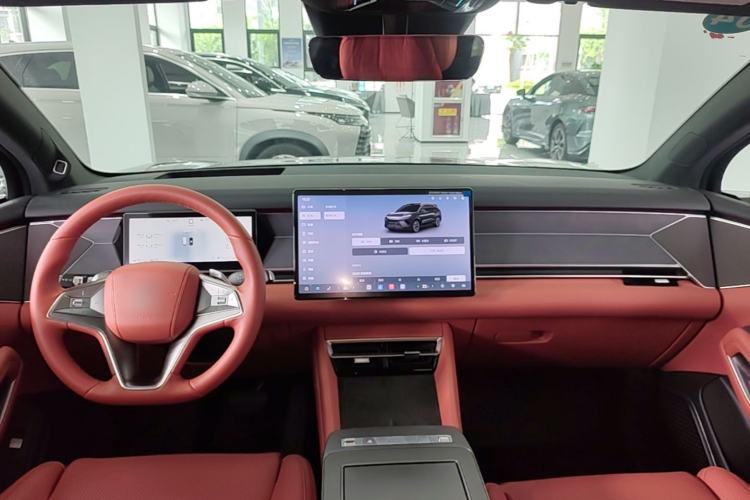 Used BYD Tang L 2025 DM 175KM Drone Player Edition Center Console
