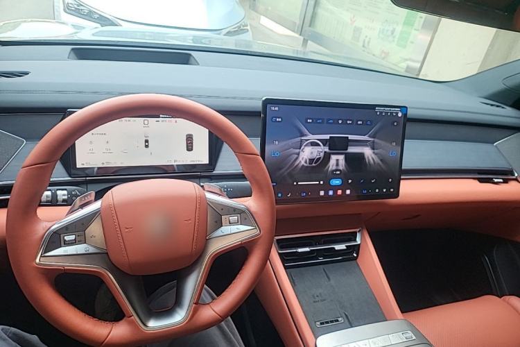 Used BYD Tang L 2025 DM 175KM Drone Player Edition Center Console