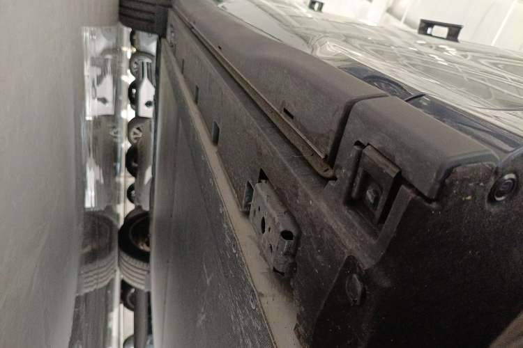 Used BYD Tang L 2025 EV 600KM All-Wheel-Drive LiDAR Flagship Model Chassis Front Right