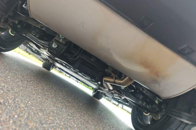 Used BYD Tang L 2025 DM 215KM LiDAR Flagship Model Chassis Rear