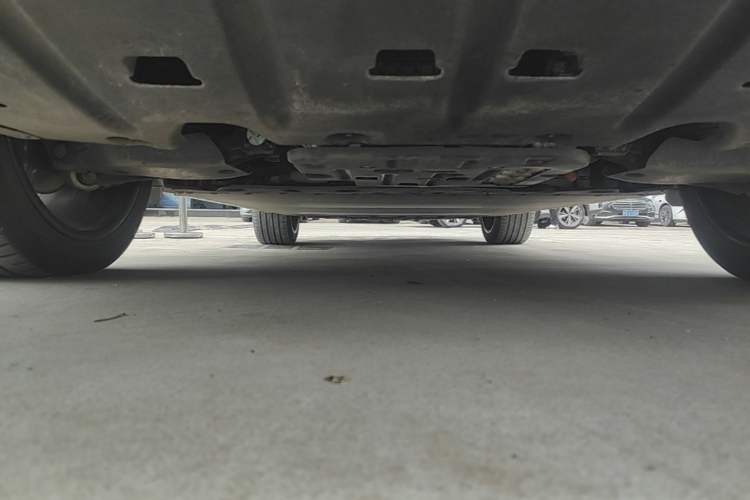 Used BYD Tang L 2025 EV 600KM All-Wheel-Drive LiDAR Flagship Model Chassis Rear