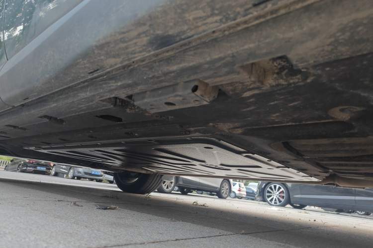Used BYD Tang L 2025 DM 175KM Drone Player Edition Chassis Rear Left